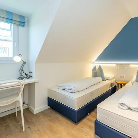 Vakantiehuis In Sylt With 2 Bedrooms *